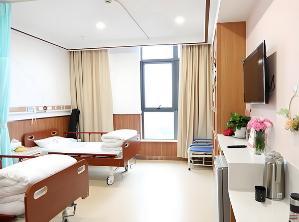 深圳中级电工证积分入户_不会唱歌却开演唱会，58岁的郑伊健消费情怀？ 兴兴地打某过门高高算迎娶张